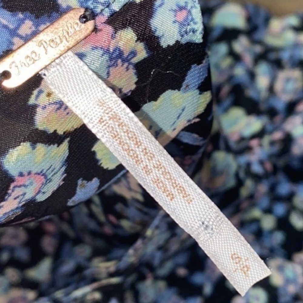 Free People Skyway Floral Drive in Boho Blouse Sash Tie Belt Black Blue Small - Picture 3 of 15